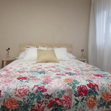 O Lagar Grande Y Luminoso. 8 Personas. بوبرا دو كارامينيال